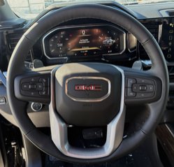 GMC Sierra 1500  2026 à Saint-Eustache, Québec - 9 - w320h240px