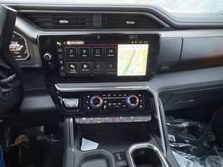 GMC Sierra 2500 HD  2026 à Saint-Eustache, Québec - 8 - w320h240px