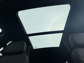 2026 GMC Yukon XL in Saint-Eustache, Quebec - 16 - w320h240px