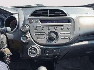 2013 Honda Fit in Saint-Eustache, Quebec - 11 - w320h240px