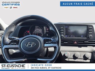 2022 Hyundai Elantra in Saint-Eustache, Quebec - 13 - w320h240px