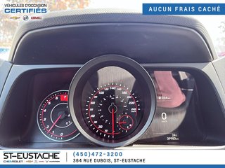 2022 Hyundai Elantra in Saint-Eustache, Quebec - 9 - w320h240px