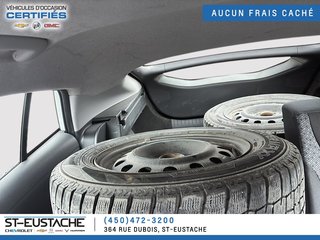Hyundai IONIQ HYBRID  2019 à Saint-Eustache, Québec - 12 - w320h240px