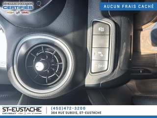 Kia Forte  2022 à Saint-Eustache, Québec - 8 - w320h240px