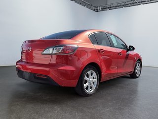 2010 Mazda 3 in Saint-Eustache, Quebec - 5 - w320h240px