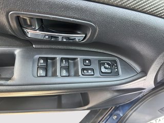 2016 Mitsubishi Outlander in Saint-Eustache, Quebec - 5 - w320h240px