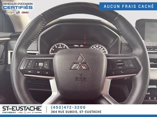 2023 Mitsubishi Outlander in Saint-Eustache, Quebec - 11 - w320h240px