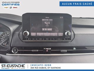 2023 Mitsubishi Outlander in Saint-Eustache, Quebec - 13 - w320h240px
