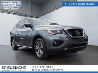 Nissan Pathfinder  2020 à Saint-Eustache, Québec - 4 - w320h240px