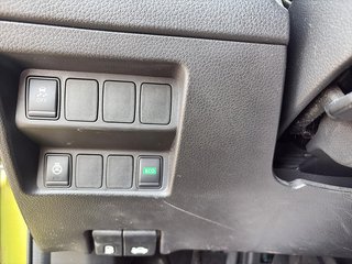 2017 Nissan Qashqai in Saint-Eustache, Quebec - 10 - w320h240px