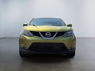 2017 Nissan Qashqai in Saint-Eustache, Quebec - 3 - w320h240px