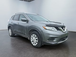 Nissan Rogue  2016 à Saint-Eustache, Québec - 2 - w320h240px