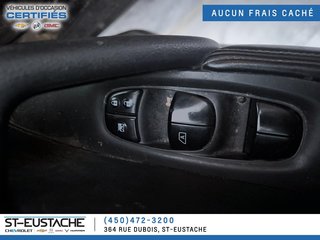 Nissan Rogue  2017 à Saint-Eustache, Québec - 6 - w320h240px