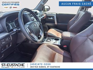 Toyota 4Runner  2019 à Saint-Eustache, Québec - 7 - w320h240px