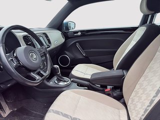 2018 Volkswagen Beetle in Saint-Eustache, Quebec - 8 - w320h240px