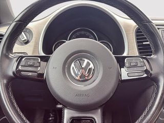 2018 Volkswagen Beetle in Saint-Eustache, Quebec - 14 - w320h240px