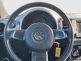 2018 Volkswagen Beetle in Saint-Eustache, Quebec - 8 - w320h240px