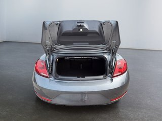 2018 Volkswagen Beetle in Saint-Eustache, Quebec - 7 - w320h240px