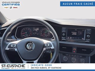 Volkswagen Jetta  2019 à Saint-Eustache, Québec - 13 - w320h240px