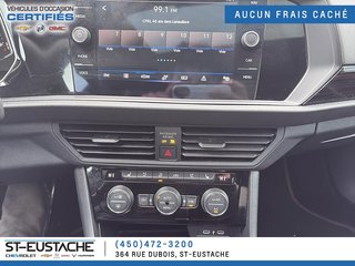 Volkswagen Jetta  2024 à Saint-Eustache, Québec - 16 - w320h240px