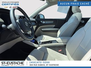 Volvo XC40  2024 à Saint-Eustache, Québec - 10 - w320h240px
