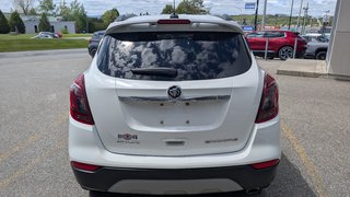 Buick Encore Sport Touring 2017 à Magog, Québec - 4 - w320h240px