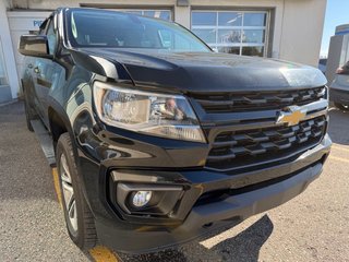 2021 Chevrolet Colorado 4WD Work Truck in Magog, Quebec - 3 - w320h240px