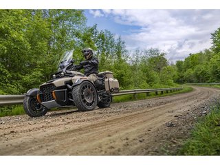 Can-Am CANYON REDROCK SPYDER  2027 à Charlemagne, Québec - 4 - w320h240px