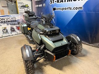 Can-Am CANYON REDROCK  2025 à Charlemagne, Québec - 3 - w320h240px