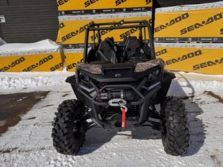 2024 Can-Am COMMANDER MAX XMR 1000 X-MR in Charlemagne, Quebec - 5 - w320h240px