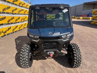 Can-Am DEFENDER 6X6 LIMITED CAB  2026 à Charlemagne, Québec - 3 - w320h240px