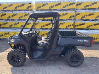 Can-Am DEFENDER HD9 XT  2026 à Charlemagne, Québec - 6 - w320h240px