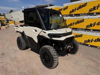 2026 Can-Am DEFENDER LIMITED CAB HD11 in Charlemagne, Quebec - 2 - w320h240px