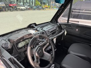 Can-Am Defender LIMITED CAB HD10  2025 à Charlemagne, Québec - 6 - w320h240px