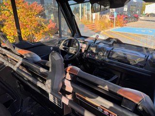2024 Can-Am DEFENDER MAX LIMITED CAB HD10 in Charlemagne, Quebec - 6 - w320h240px