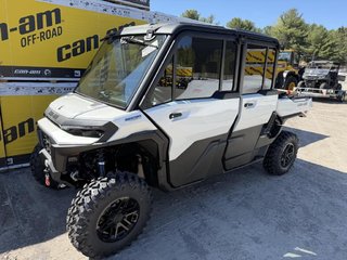 Can-Am DEFENDER MAX LIMITED CAB HD11  2026 à Charlemagne, Québec - 2 - w320h240px