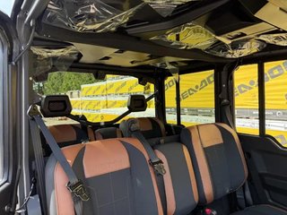 2026 Can-Am DEFENDER MAX LONE STAR CAB HD11 in Charlemagne, Quebec - 6 - w320h240px