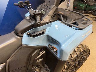 2024 Can-Am OUTLANDER 700 XT in Charlemagne, Quebec - 4 - w320h240px
