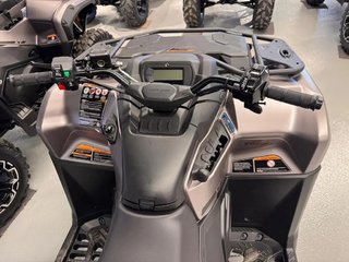 2025 Can-Am OUTLANDER 700 XT in Charlemagne, Quebec - 5 - w320h240px