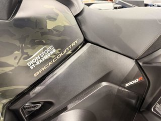 2026 Can-Am OUTLANDER BACKCOUNTRY 1000R in Charlemagne, Quebec - 2 - w320h240px