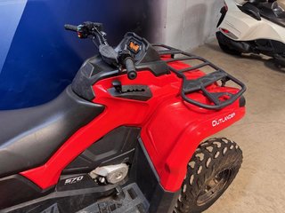 Can-Am Outlander MAX 570  2019 à Charlemagne, Québec - 4 - w320h240px