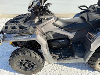 Can-Am OUTLANDER MAX 6X6 1000 XT  2019 à Charlemagne, Québec - 2 - w320h240px