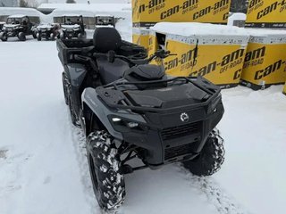 Can-Am OUTLANDER MAX 6X6 700 DPS  2026 à Charlemagne, Québec - 4 - w320h240px