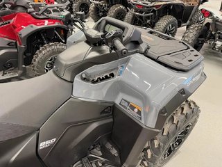 Can-Am OUTLANDER MAX 6X6 DPS 850  2026 à Charlemagne, Québec - 4 - w320h240px