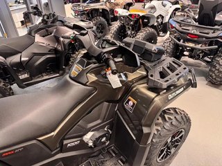 2025 Can-Am Outlander Max 6x6 XT 1000 in Charlemagne, Quebec - 2 - w320h240px