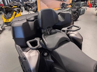Can-Am Outlander Max 850 XT  2025 à Charlemagne, Québec - 3 - w320h240px
