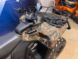 Can-Am OUTLANDER MAX PRO XT 700  2025 à Charlemagne, Québec - 4 - w320h240px