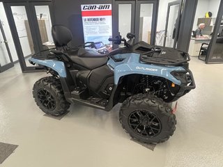 Can-Am Outlander Max XT 700  2026 à Charlemagne, Québec - 3 - w320h240px