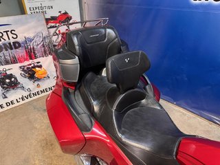 2015 Can-Am RT LIMITED SE6 in Charlemagne, Quebec - 5 - w320h240px