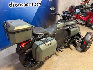 2025 Can-Am SPYDER CANYON REDROCK in Charlemagne, Quebec - 6 - w320h240px